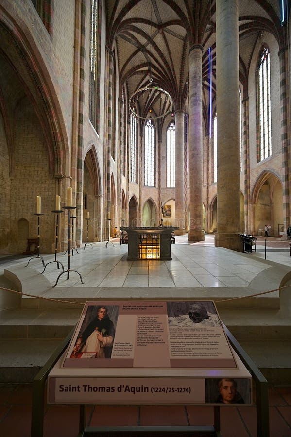 Religia st. thomas aquinas w kościele jacobinów z rodziną deptali sufit toulouse obraz stock
