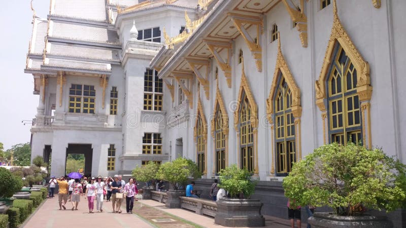 Religiöse Leute in wat sotorn Tempel