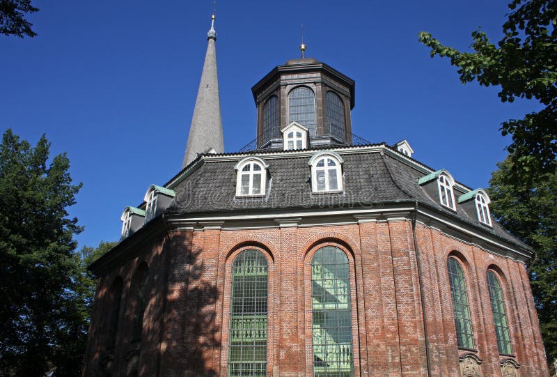 Rellingen Kirche stockbild. Bild von helm, gott, borduhr - 25631811