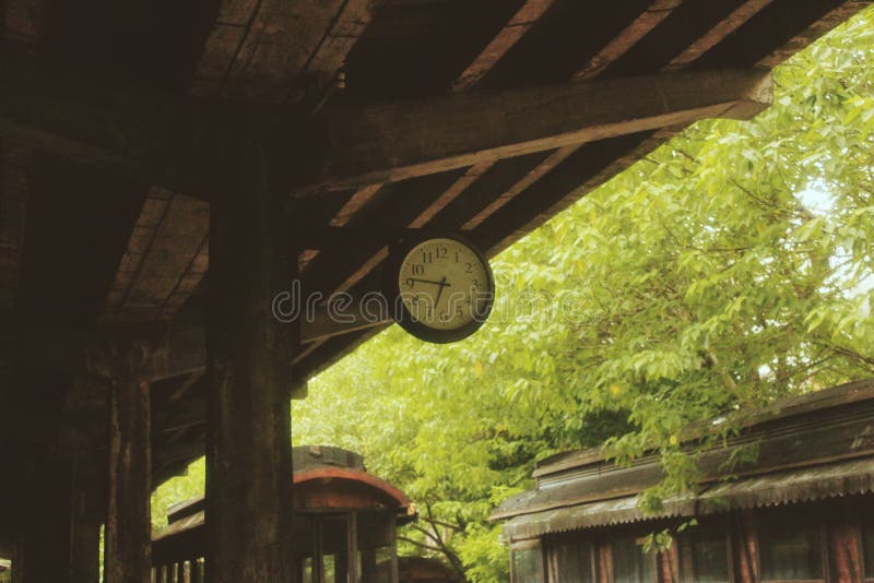 Reloj antiguo, arquitectura retra, antigua imágenes de archivo libres de regalías Reloj antiguo, arquitectura retra, antigua imágenes de archivo libres de regalías