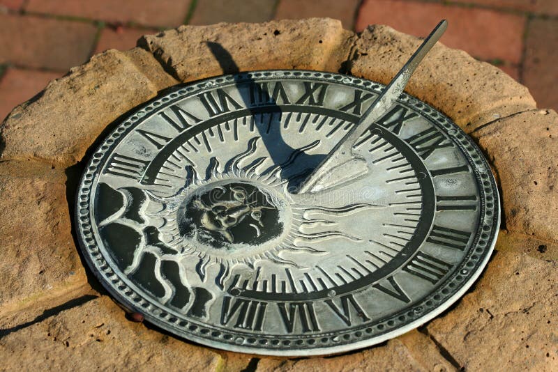 Reloj de sol foto de archivo Reloj de sol foto de archivo