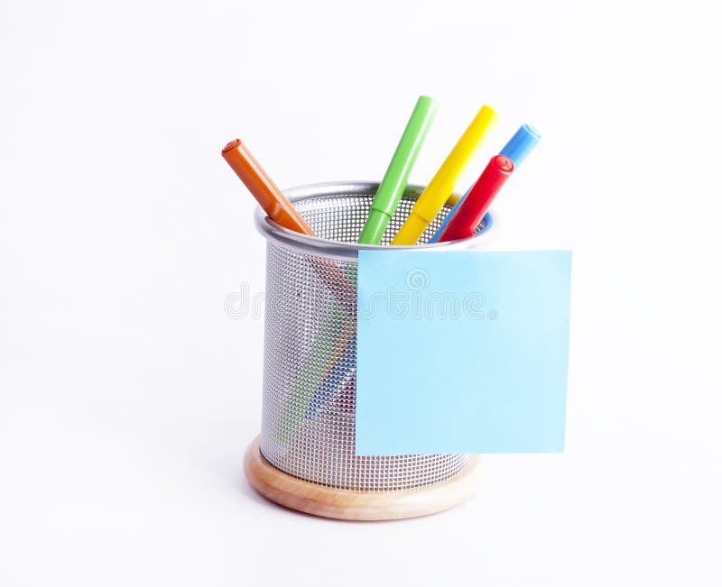 Reminder notes isolated on the basket