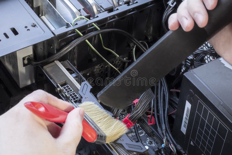 Remove Dust and Dirt Inside the Computer with a Vacuum Cleaner and