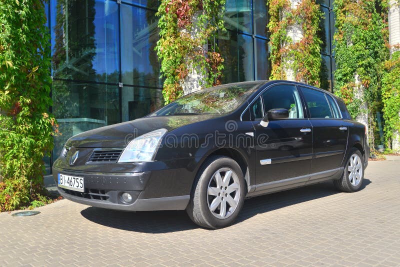 Old Black Renault Megane II Sedan Version Driving Editorial Photography -  Image of side, reflections: 208803767