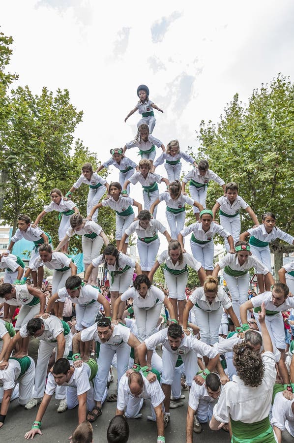 Rendement de Cercavila chez le commandant de Vilafranca del Penedes Festa photo stock Rendement de Cercavila chez le commandant de Vilafranca del Penedes Festa photo stock