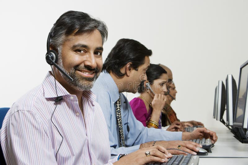 Rep van de klantendienst in Call centre stock foto Rep van de klantendienst in Call centre stock foto