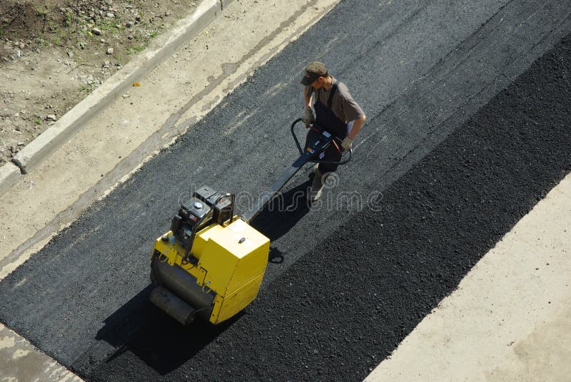 Road Tarring Machine Using A Premix Tar And Gravel, Compound Stock