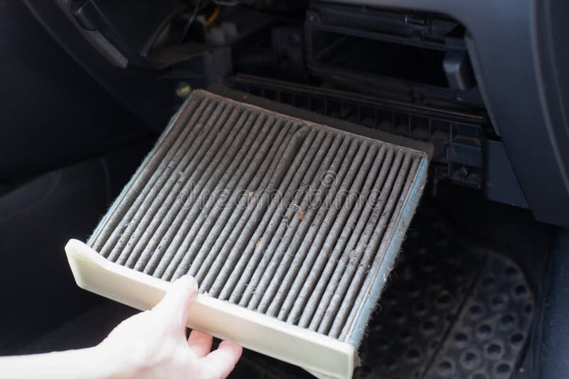 Replacing the Ar Cabin Filter the Car. Replacing Dirty Air Filter Stock