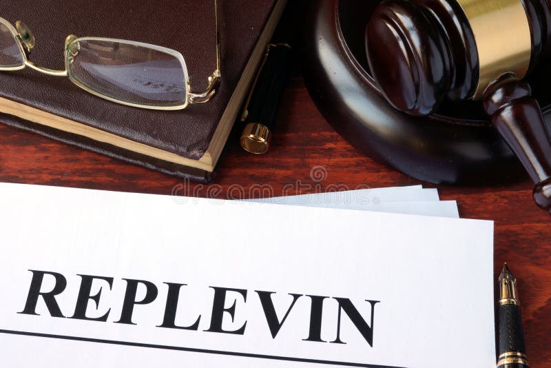 Replevin, documenti e martelletto fotografie stock Replevin, documenti e martelletto fotografie stock