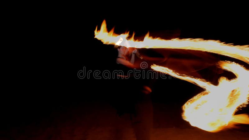 Représentation de femme du feu banque de vidéos