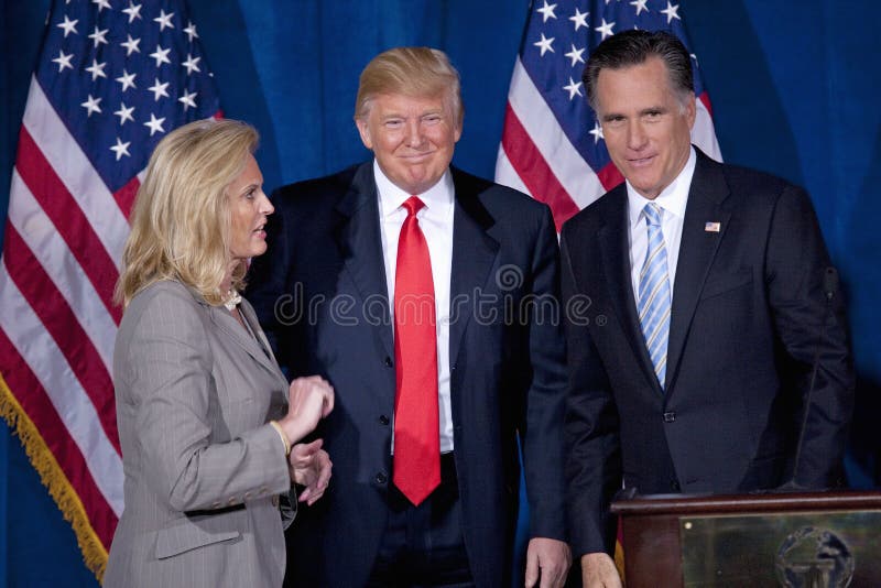 MITT ROMNEY VEGAS 2012 REPUBLICAN GOVERNOR UNITED STATES GLOSSY  8x10 PICTURE 