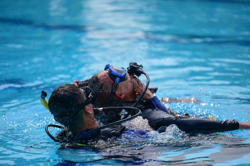 Rescue buddy diver accident underwater water