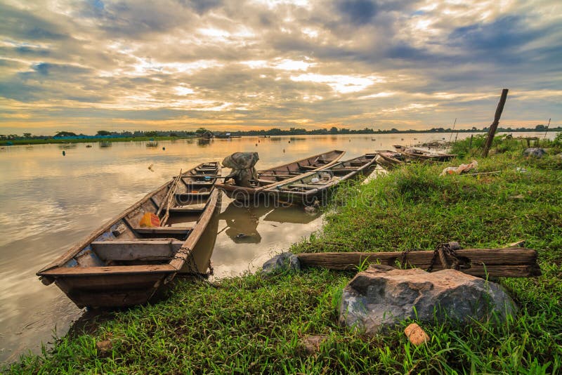 Reservoir stock image. Image of dawn, shoreline, lake 79785929