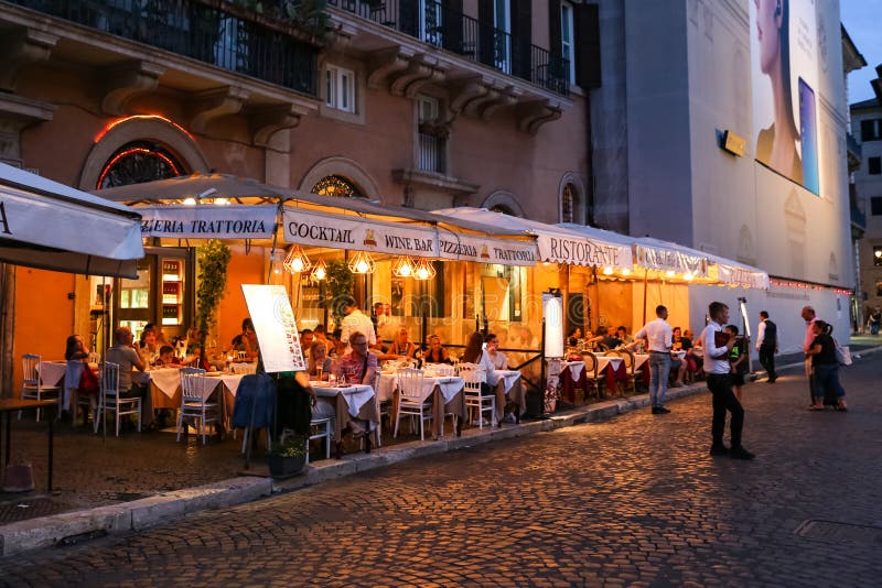 Restaurant in Piazza Navona in Rome Redactionele Stock Foto Image of