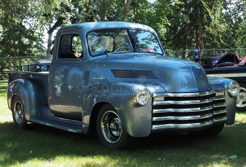 Antique truck close up editorial photography. Image of antique 32185792
