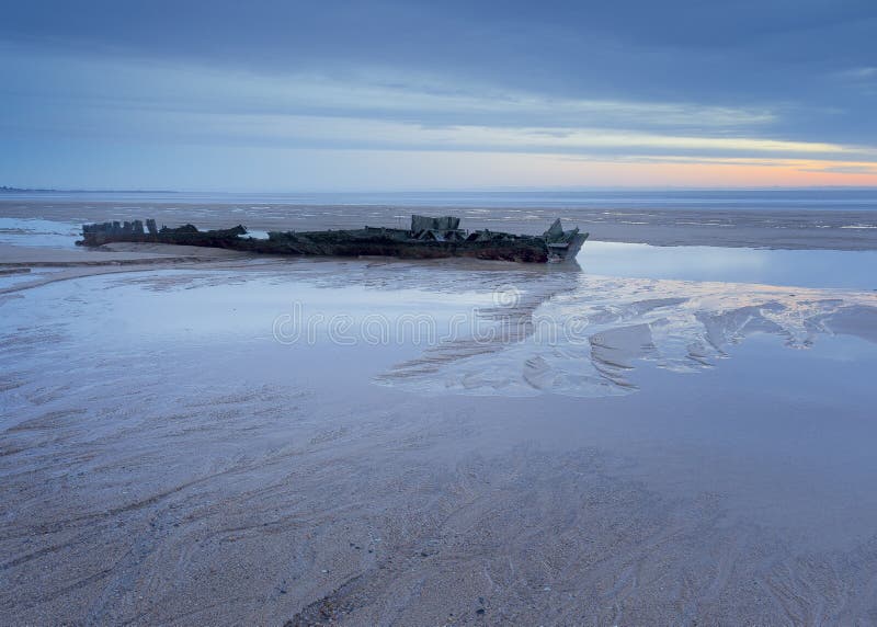 Resztki wrak Hanseat na Warkworth plaży na wybrzeżu Northumberland, zdjęcia stock Resztki wrak Hanseat na Warkworth plaży na wybrzeżu Northumberland, zdjęcia stock
