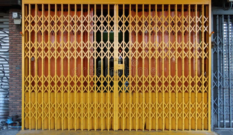 collapsible gate for home