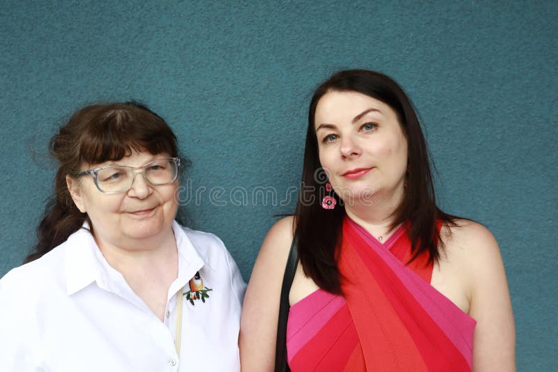 Retrato da mãe com a filha fotos de stock royalty free