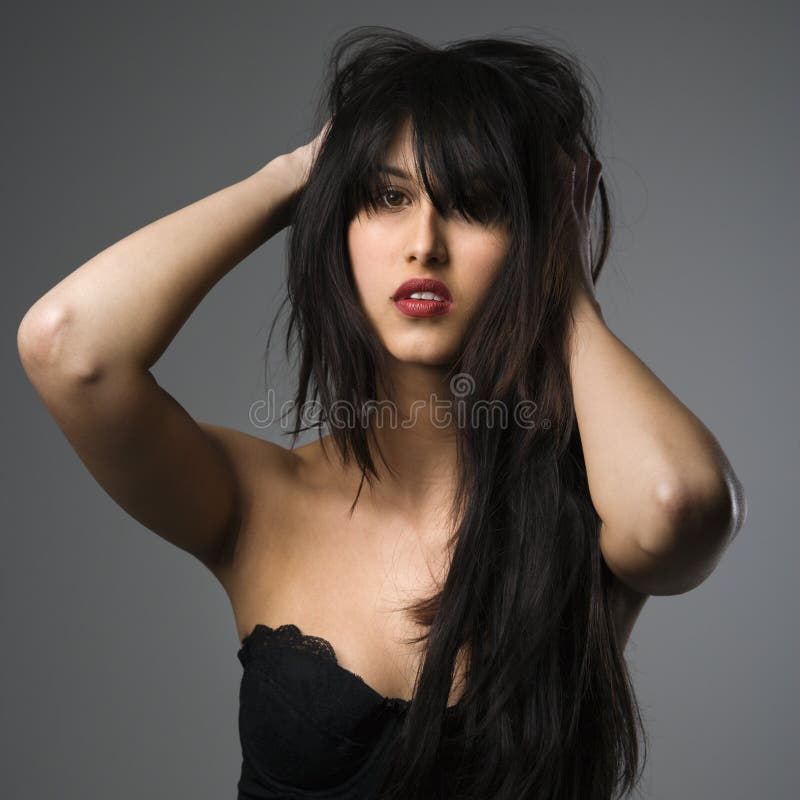 Retrato de una joven fotografía de archivo libre de regalías