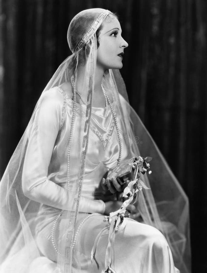Retrato de la novia (todas las personas representadas no son vivas más largo y ningún estado existe Garantías del proveedor que n fotos de archivo libres de regalías Retrato de la novia (todas las personas representadas no son vivas más largo y ningún estado existe Garantías del proveedor que n fotos de archivo libres de regalías