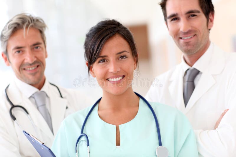 Retrato de las personas médicas sonrientes