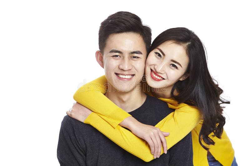 Retrato de um jovem casal asiático imagens de stock royalty free