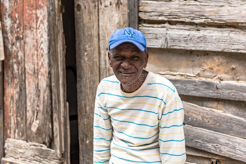 Retrato de um homem cubano foto de stock Retrato de um homem cubano foto de stock