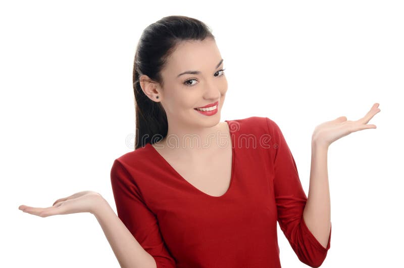 Retrato de una mujer hermosa joven feliz con sus manos para arriba. fotos de archivo
