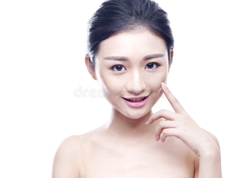 Retrato de estúdio de uma jovem asiática imagens de stock royalty free