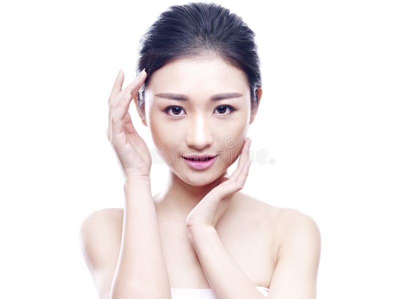 Retrato de estúdio de uma jovem asiática imagens de stock