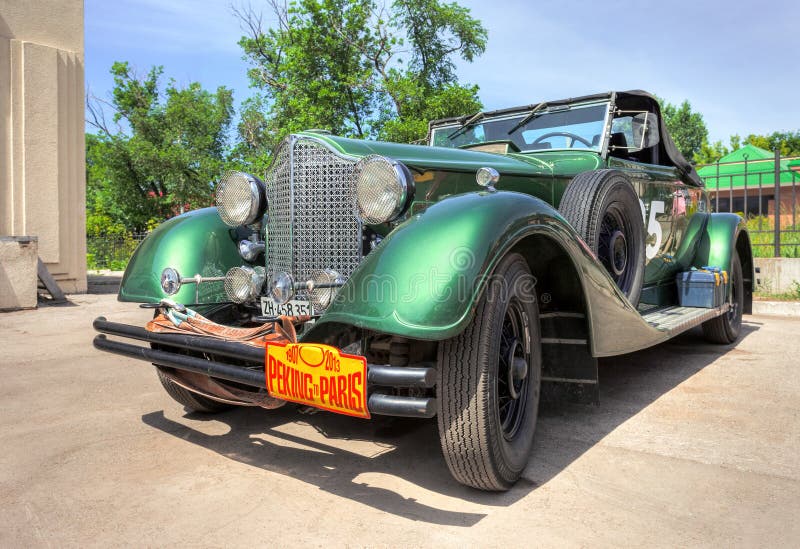 Retro samochodowy Packard kabriolet 1934 roku zdjęcia stock