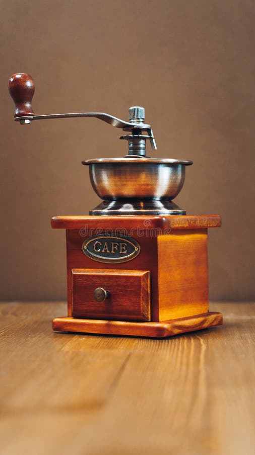 Wooden Coffee Grinder, Vintage Style, Manual Coffee Grinder, Retro Grainder