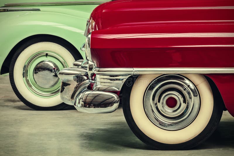 Retro utformad bild av två tappningamerikanare royaltyfria foton Retro utformad bild av två tappningamerikanare royaltyfria foton