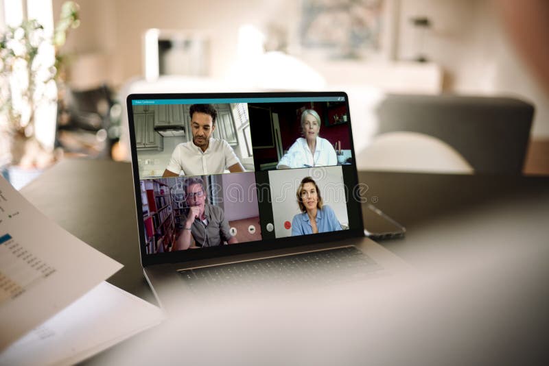 Reunión en línea a través de videoconferencia