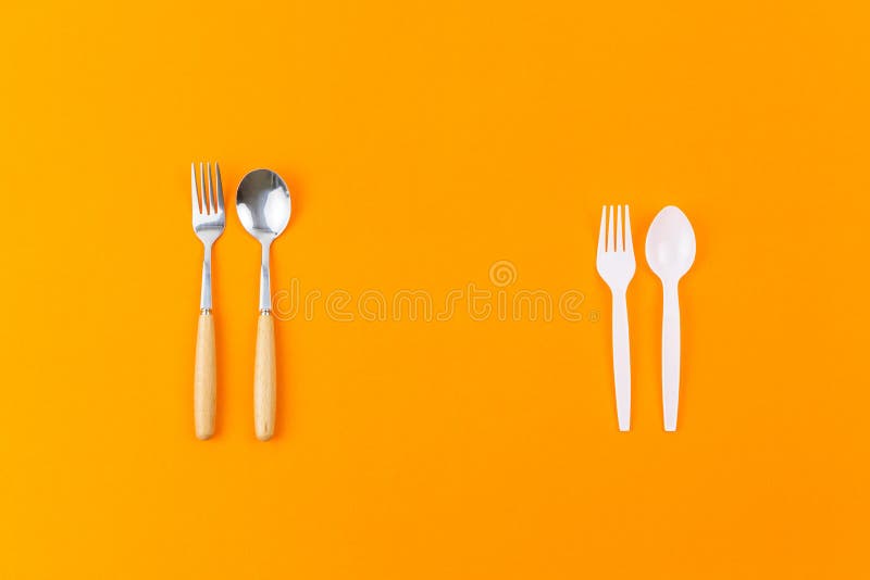 Reusable vs rozporządzalny naczynie obrazy royalty free Reusable vs rozporządzalny naczynie obrazy royalty free
