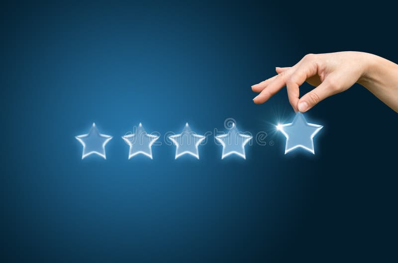 A revisão do cliente dá uma estrela cinco