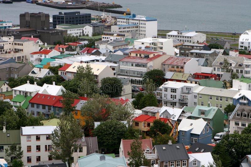 Reykjavik from the air 03