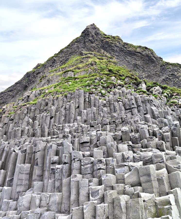 Iceland basalt cliffs and sea stacks at Garoar near Vik Stock Photo - Alamy