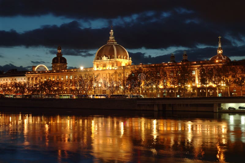 On the Rhone bank at night