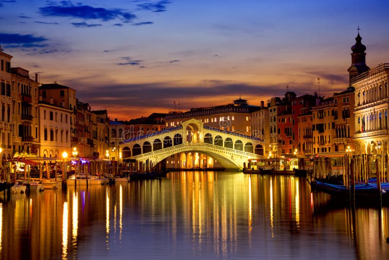 Rialto Brücke in Venedig stockfotos Rialto Brücke in Venedig stockfotos