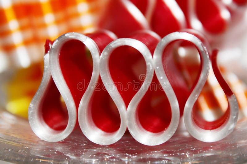 ribbon-candy-12211072.jpg