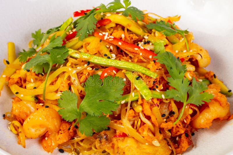 Rice noodle with chicken stock image. Image of chinese 122795263