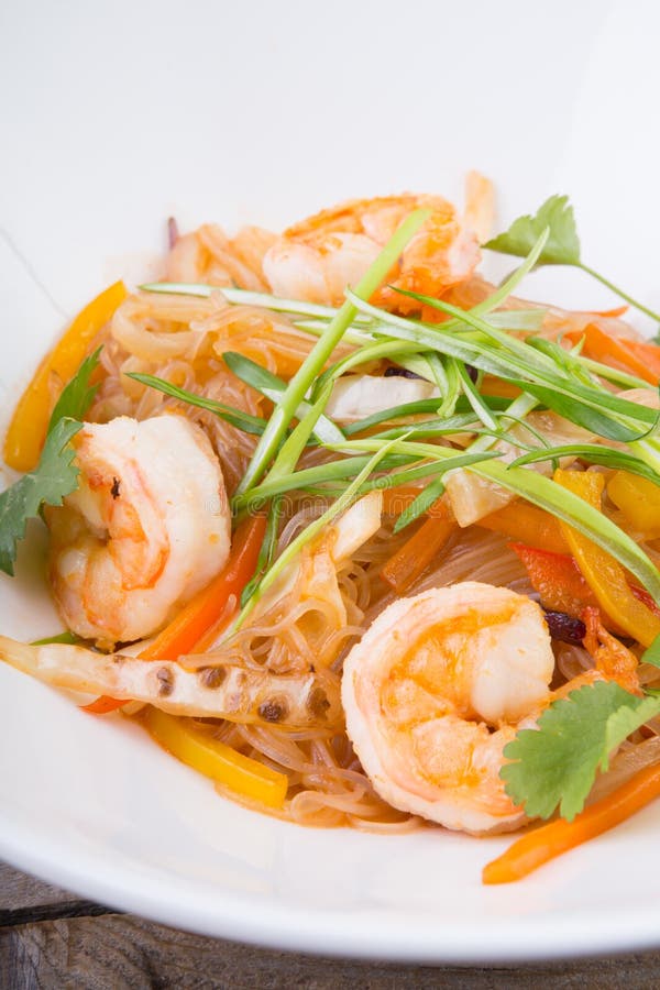 Rice noodles with shrimps stock image. Image of bowl 94973089