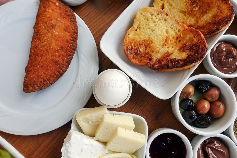 Rich Turkish Breakfast traditionnel photo stock Rich Turkish Breakfast traditionnel photo stock