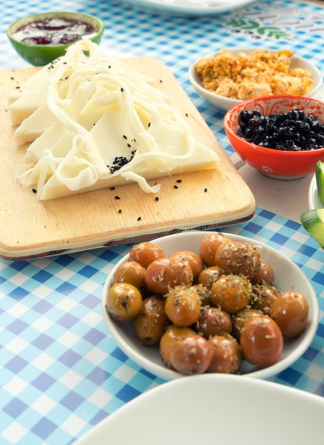 Rich Turkish Breakfast traditionnel images stock Rich Turkish Breakfast traditionnel images stock