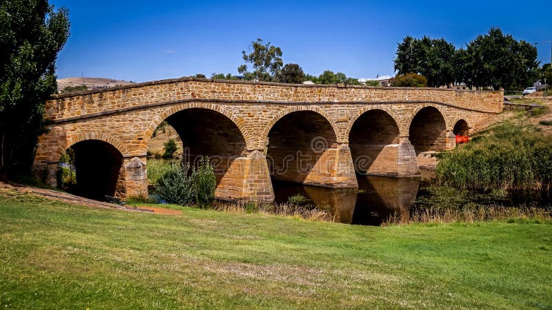 Richmond Bridge icónico en día soleado brillante Tasmania, Australia imagen de archivo Richmond Bridge icónico en día soleado brillante Tasmania, Australia imagen de archivo
