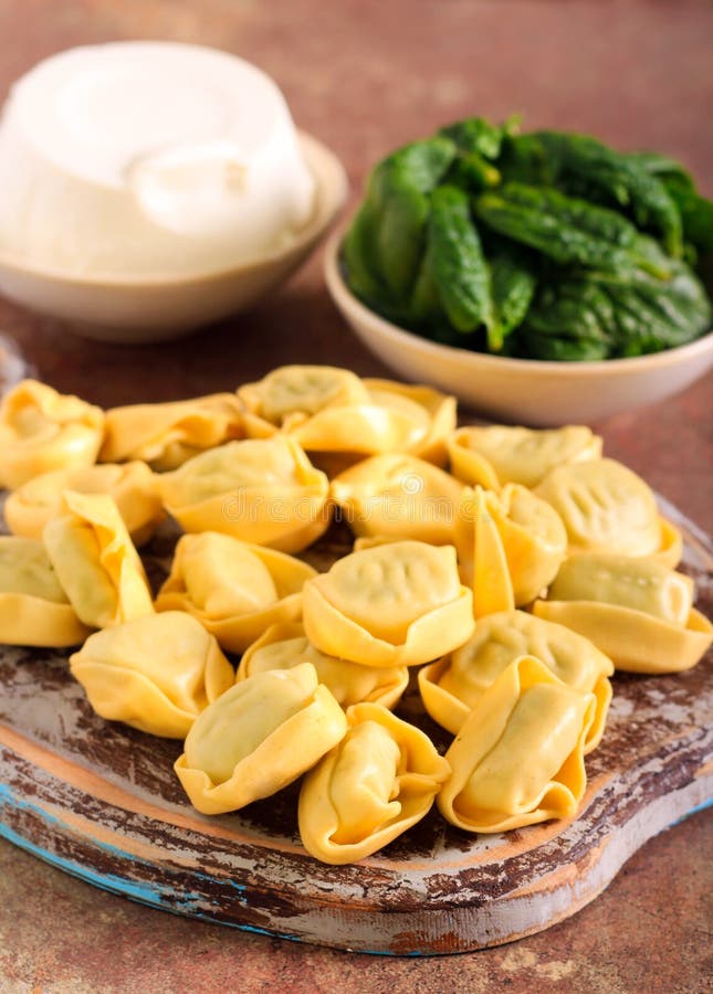 Ricotta and Spinach Tortellini Stock Image - Image of cheese, herbs