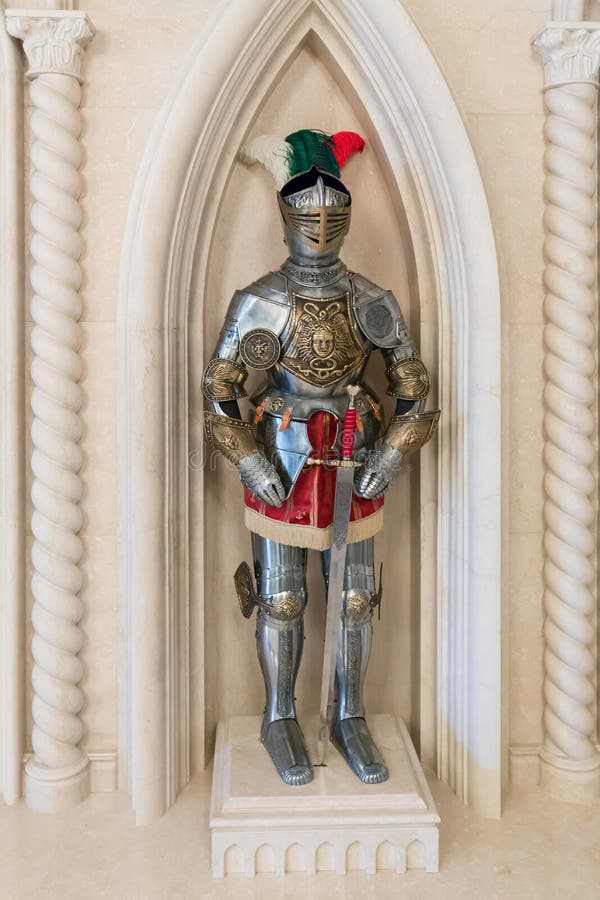 Ridderstandbeeld royalty-vrije stock afbeeldingen Ridderstandbeeld royalty-vrije stock afbeeldingen