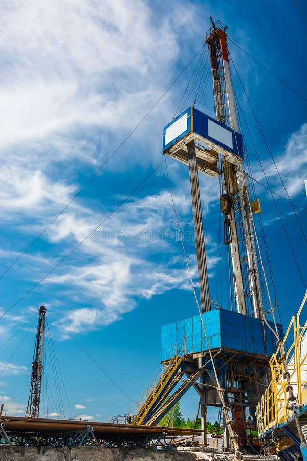 Rig for Drilling Oil and Gas Wells Stock Image Image of drilling