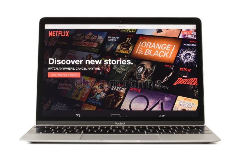 RIGA, LETLAND - Februari 06, 2017: Netflix, de werelden die de abonnementsdienst voor het letten op TV en films op La van 12 duim royalty-vrije stock foto RIGA, LETLAND - Februari 06, 2017: Netflix, de werelden die de abonnementsdienst voor het letten op TV en films op La van 12 duim royalty-vrije stock foto